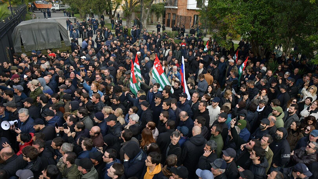  აფხაზეთის დესტაბილიზაციის მიზნით არასამთავრობოებს დასავლეთი აფინანსებდა - ბარციცი