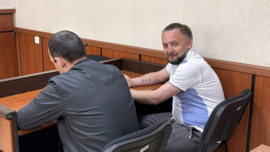  Facebook-ზე შსს-ს გინებისთვის ლაშა ჯიოშვილი 3000 ლარით დააჯარიმეს