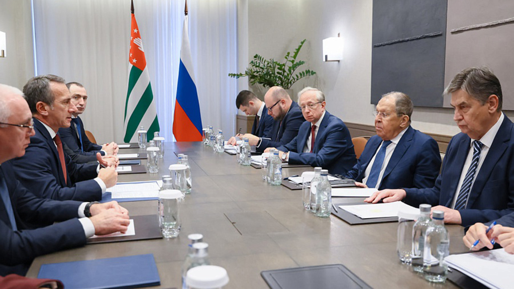  ლავროვი ცხინვალს და სოხუმს უსაფრთხოების საკითხებში დახმარებას დაჰპირდა