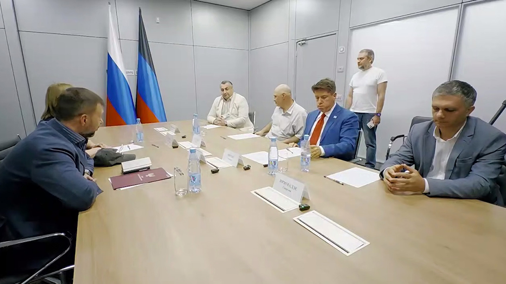  პუშილინის თქმით, ქართულ დელეგაციას უკრაინის მხარეს მებრძოლი ქართველების სია გადასცა