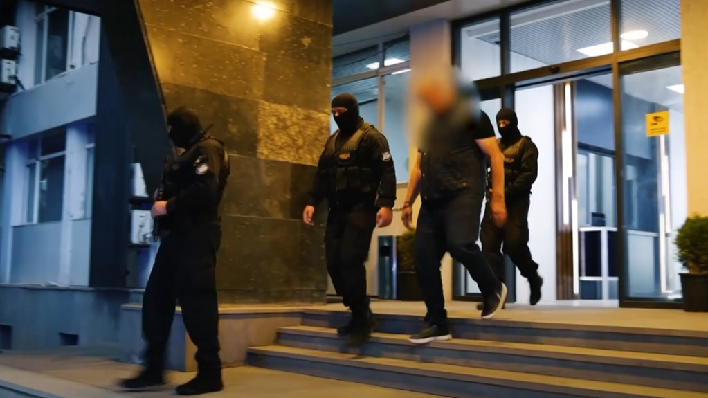 სასმელების ფალსიფიცირების საქმეზე დაკავებულთა შორისაა გორელი ბიზნესმენი გიორგი კანდელაკი