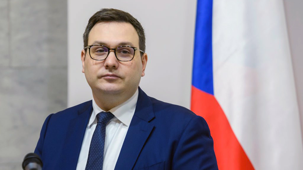  ჩეხეთმა „ოცნების“ შს მინისტრის მოადგილე, 3 მოსამართლე და 1 პროკურორი დაასანქცირა