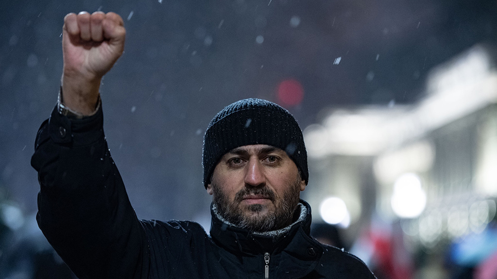  სასამართლომ დევნილი ჟურნალისტი აფგან სადიგოვი აზერბაიჯანში გააძევა