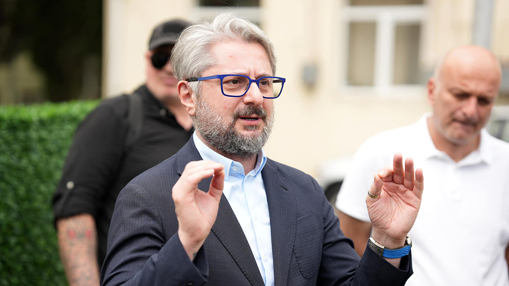  8-თვიანი პატიმრობის შემდეგ ნიკა გვარამიამ საპატიმრო დატოვა