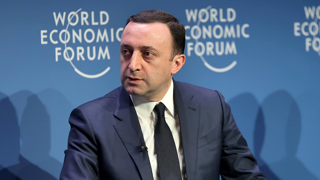  ირაკლი ღარიბაშვილი მხნედაა, საზოგადოებისთვის გზავნილი არ დაუბარებია – ადვოკატი