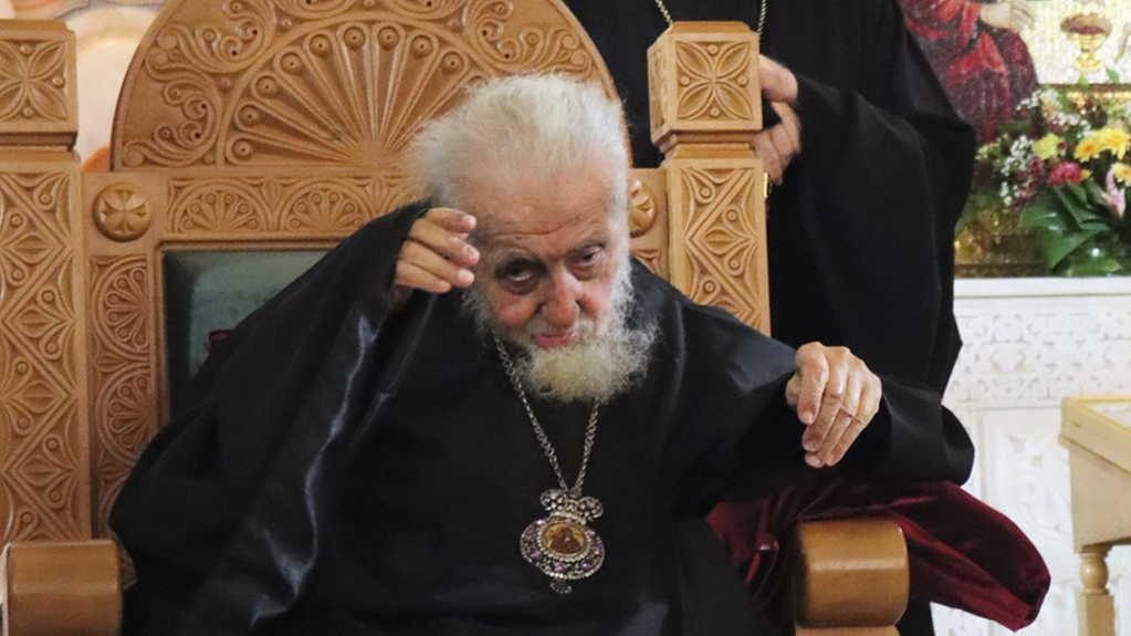  პატრიარქი კრიტიკული მედიცინის განყოფილებაშია - ილია II საავადმყოფოში მასიური სისხლდენით გადაიყვანეს