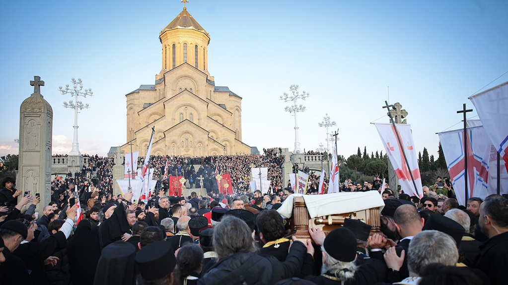  სალომე ზურაბიშვილი: პატრიარქის სურვილი იქნებოდა, ყველა პრეზიდენტი ერთად ყოფილიყო